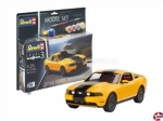 Set Ford Mustang GT 2010 L=192mm 1:25 Level 3, 115 Teile Revell 67046